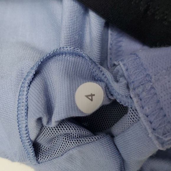 Lululemon back on track size 4 black and purple haze - Picture 8 of 8